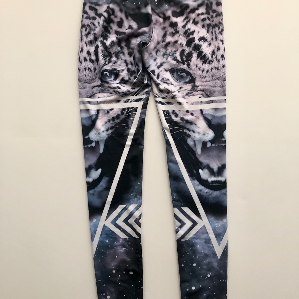 Leopard Cat Face Leggings by Love Culture